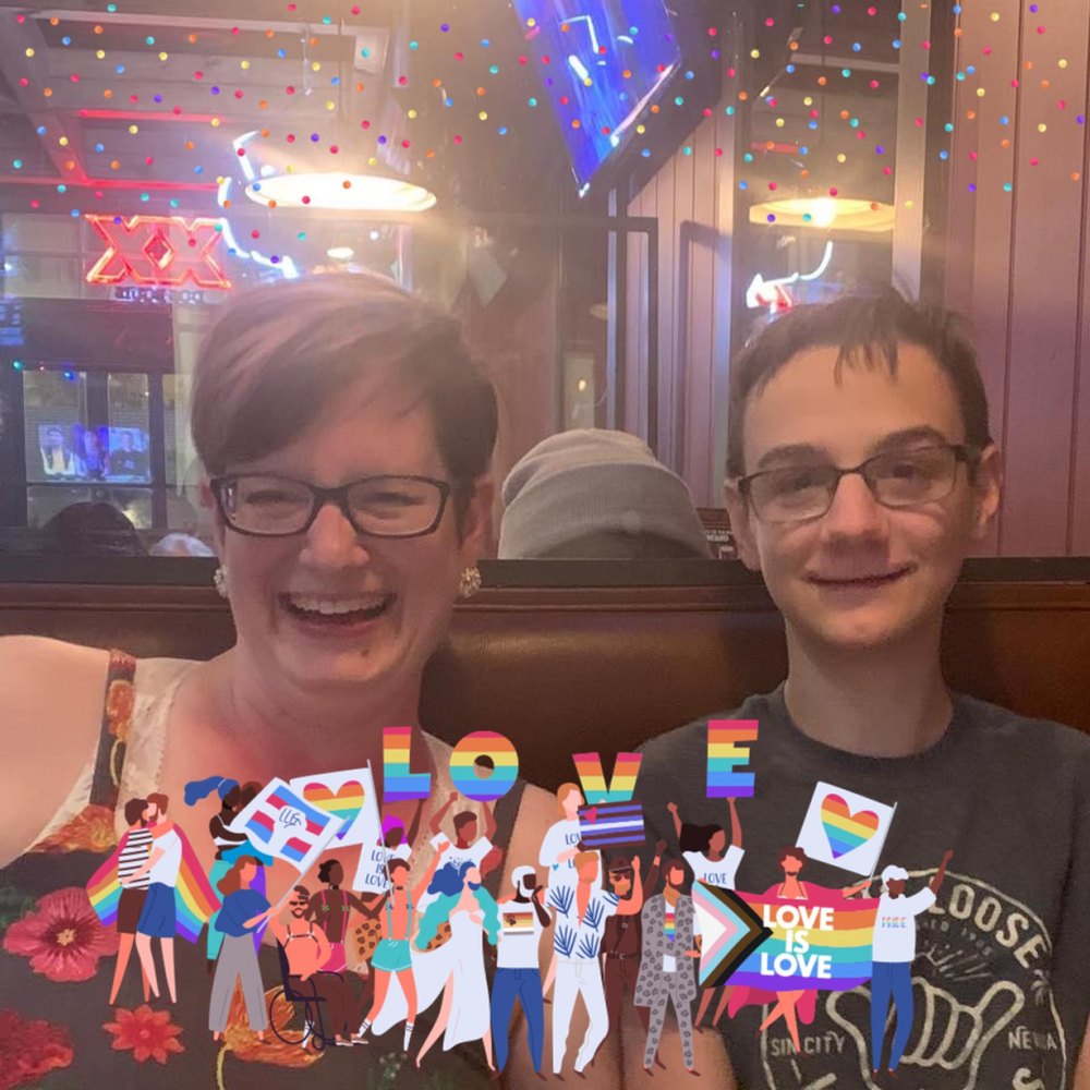 Meet your Posher, Michele